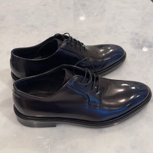 Paul Smith size 38 (European)about 6 1/2 American.